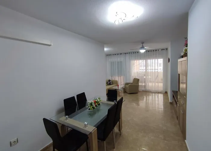 Apartment Albamar 6 Personas Con Parking Cerca De La Playa *