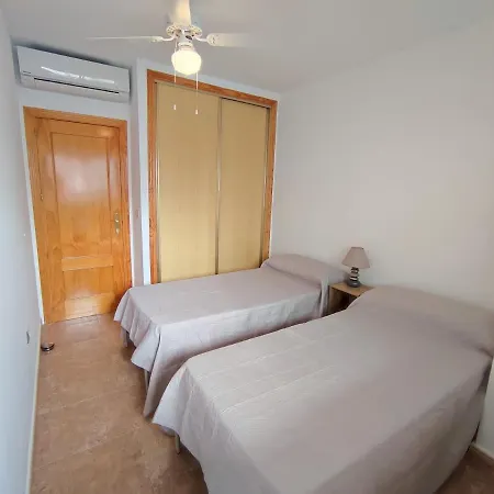 Apartment Albamar 6 Personas Con Parking Cerca De La Playa