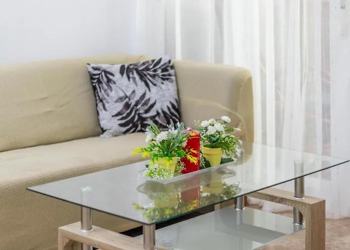 Apartment Albamar 6 Personas Con Parking Cerca De La Playa *